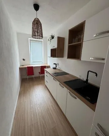 S 1 Spalnou V Tesnej Blizkosti Centra *