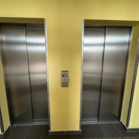 S 1 Spalnou V Tesnej Blizkosti Centra Košice